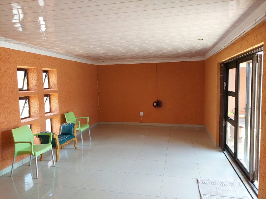 1 Bedroom Property for Sale in La Hoff North West
